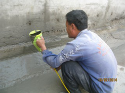 用YYB特種防腐抗滲漿料對水池進行防腐抗滲維修處理 用YYB特種防腐抗滲漿料對水池進行防腐抗滲維修處理