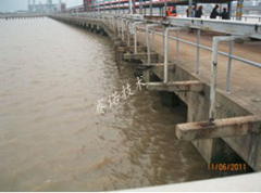 海港碼頭防腐蝕問題日益突出 海港碼頭防腐蝕問題日益突出