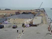 YY7特種路橋防水材料公路路面上的應用