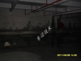 地下車庫地板及側墻漏水 地下車庫地板及側墻漏水