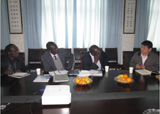 王總洽談國外項目 王總洽談國外項目