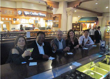 王總與國外客戶在一起 王總與國外客戶在一起