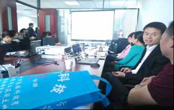 與中建七局做技術交流